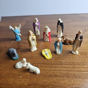 Vintage Art Plastics Nativity Christmas Scene Figurines 12 Piece Miniature